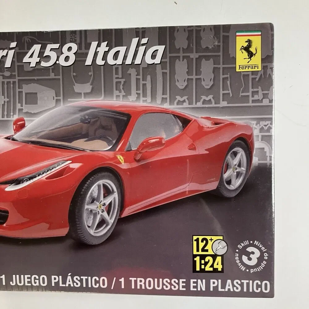 2011 Revell Ferrari 458 Italia 1/24 Scale Model Kit Factory Sealed Skill 3